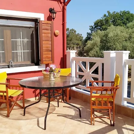 בית נופש Vanna's House לריסוס